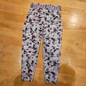 Under Armour Purple Capri Running Pants - Youth Large Side